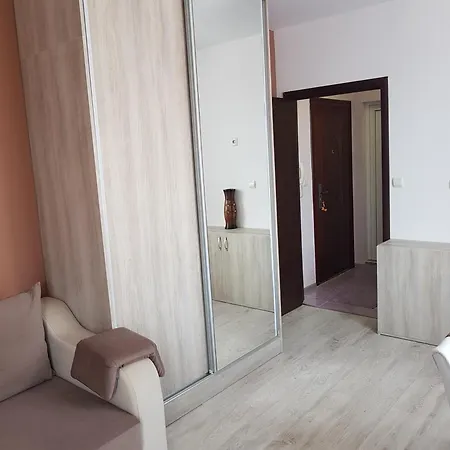 Ул. Фьодор Успенски Д. 6 Apartment *